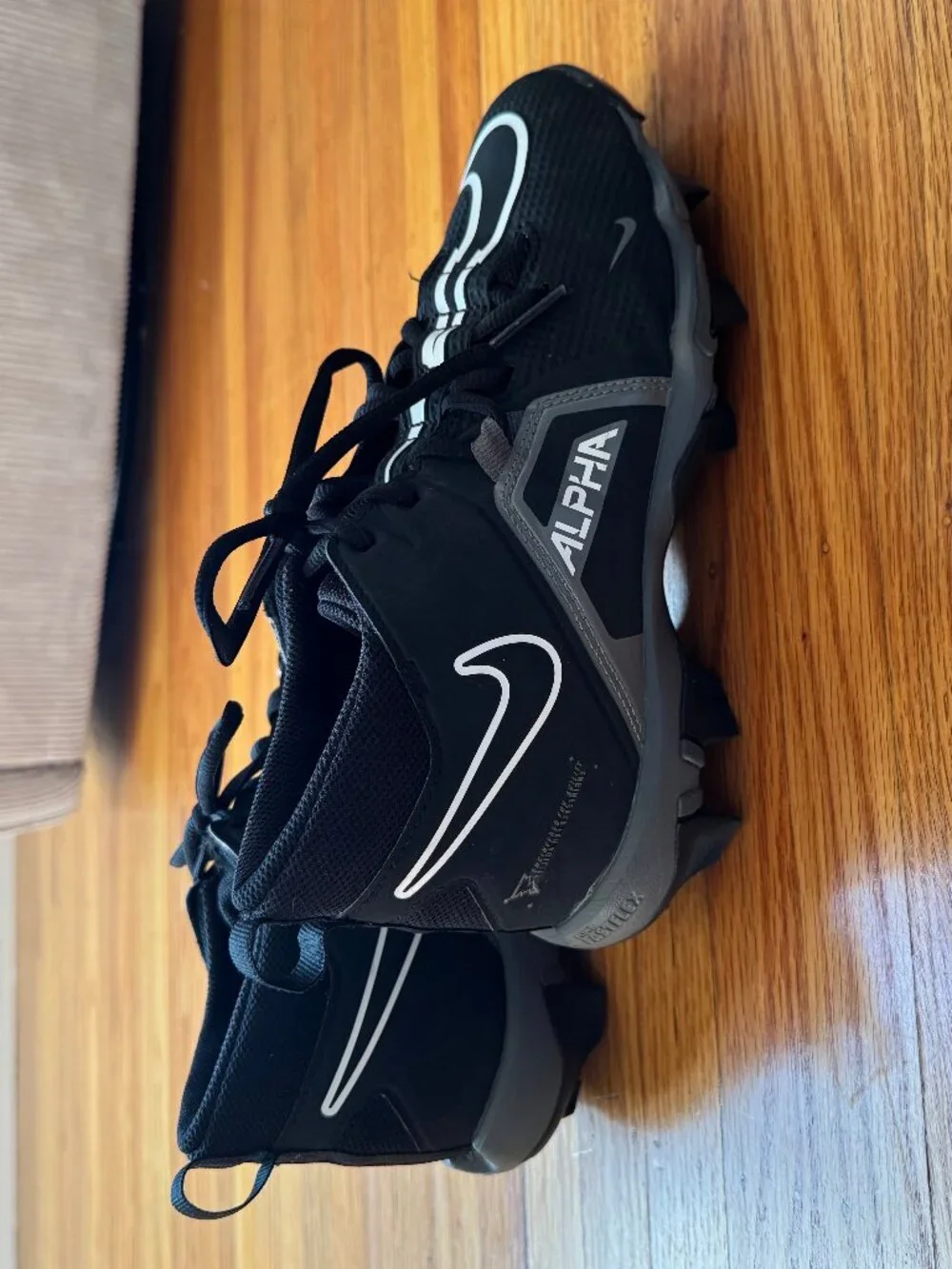 Nike Alpha Menace 3 Shark GS ‘Black Iron Grey’ Big Kids 6 Wide Football Cleats